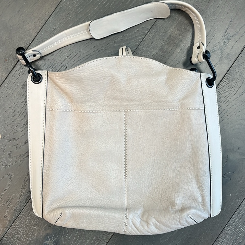 BCBGMAXAZRIA PURSE - Picture 6 of 8